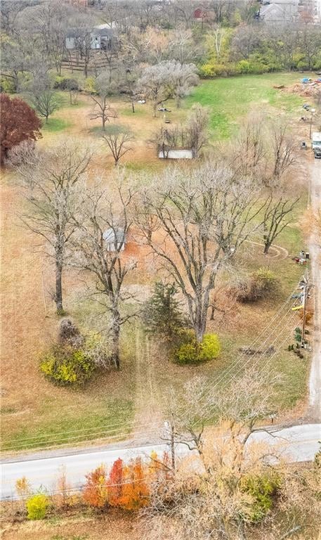 6676 NW Waukomis Dr, Kansas City, MO 64151 - photo 2