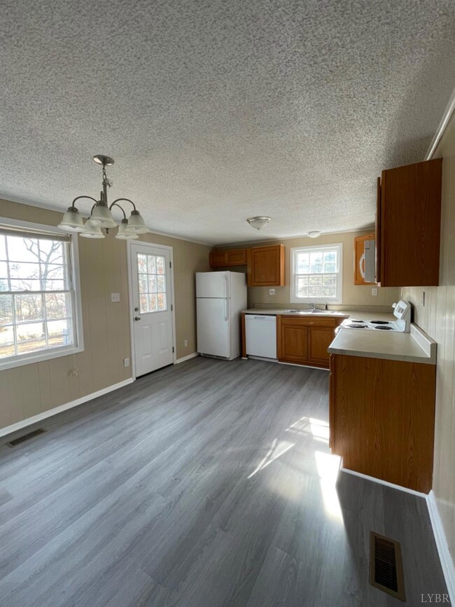 11 Nest Ln, Lynchburg, VA 24501 - photo 6