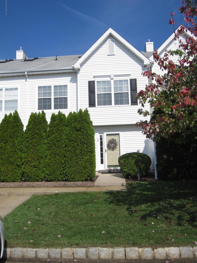 36 Madison Ct, Tinton Falls, NJ 07712 - photo 2
