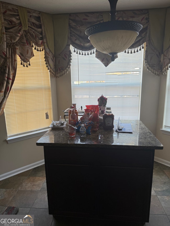 5537 Wellborn Creek Dr, Lithonia, GA 30058 - photo 6