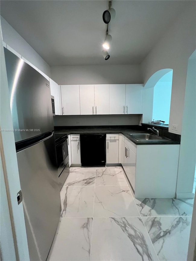 9172 Collins Ave unit 214, Surfside, FL 33154 - photo 6