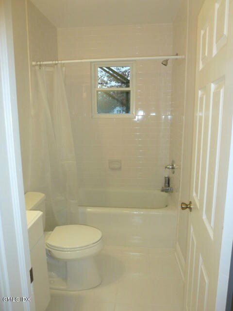 8 Weaver St unit 2, Greenwich, CT 06831 - photo 5