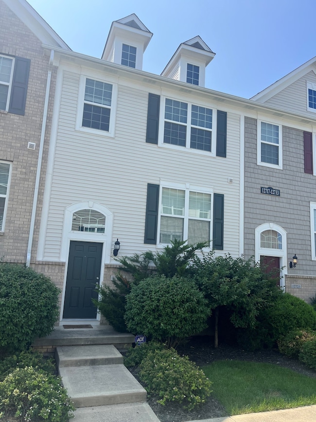 12721 Tamworth Dr, Fishers, IN 46037 - photo 3