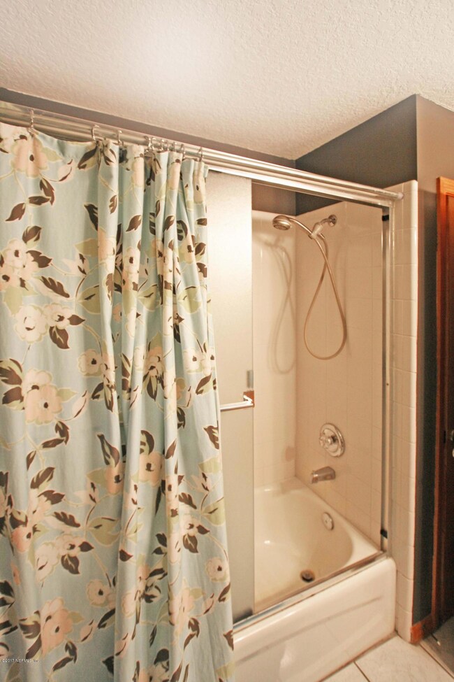 4160 Elizabeth Ln, Middleburg, FL 32068 - photo 3