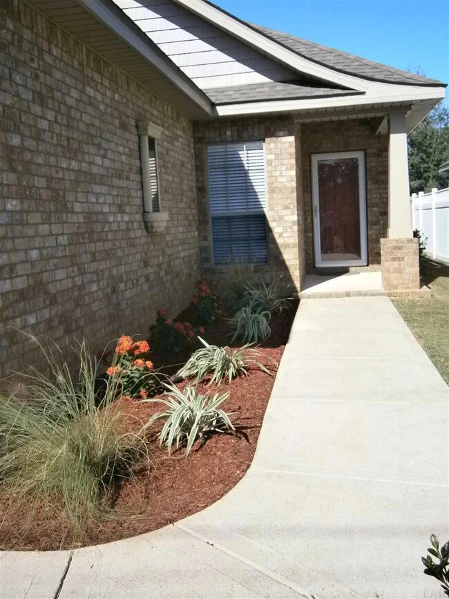 1614 Bush St, Pensacola, FL 32534 - photo 2