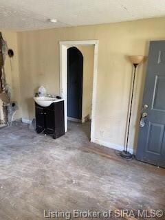 2016 McDonald Ave, New Albany, IN 47150 - photo 4