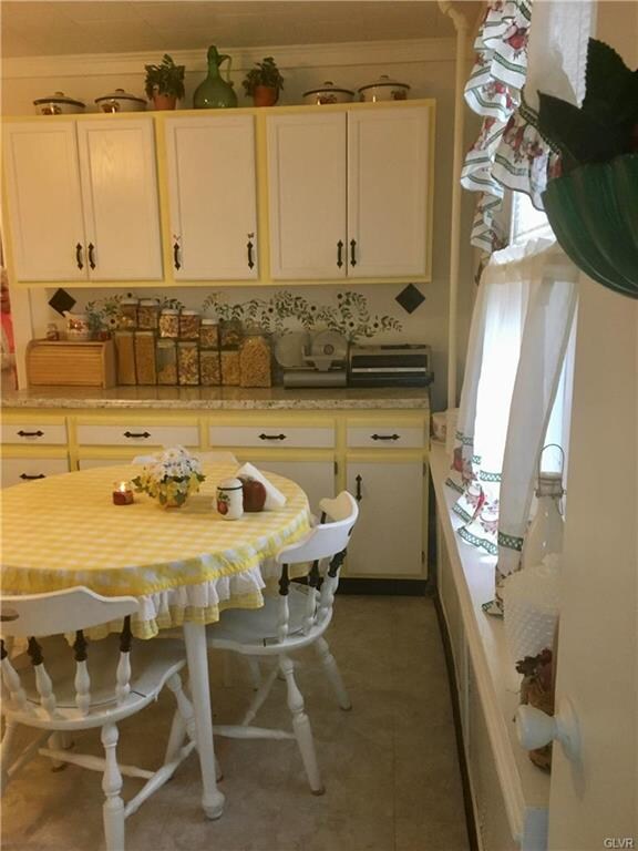 715 Center Ave, Jim Thorpe, PA 18229 - photo 5