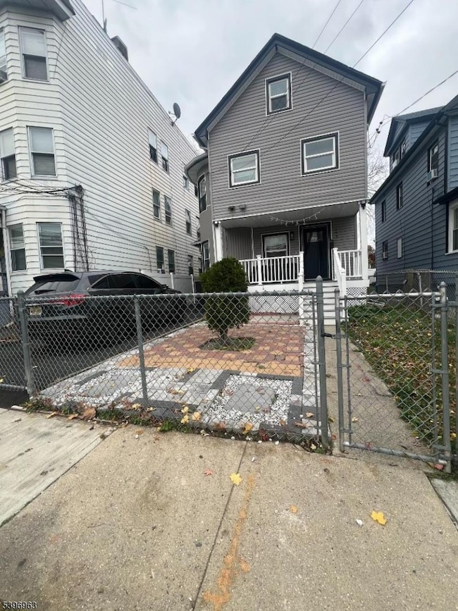 149 Smith St, Newark, NJ 07106 - photo 2