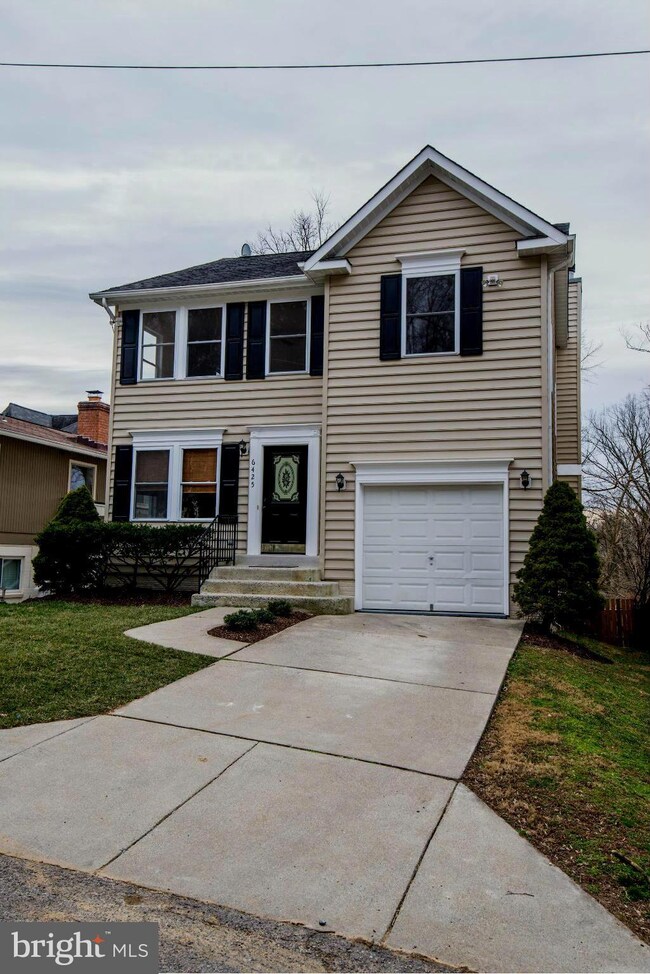 6425 83rd Place, Cabin John, MD 20818 - photo 2