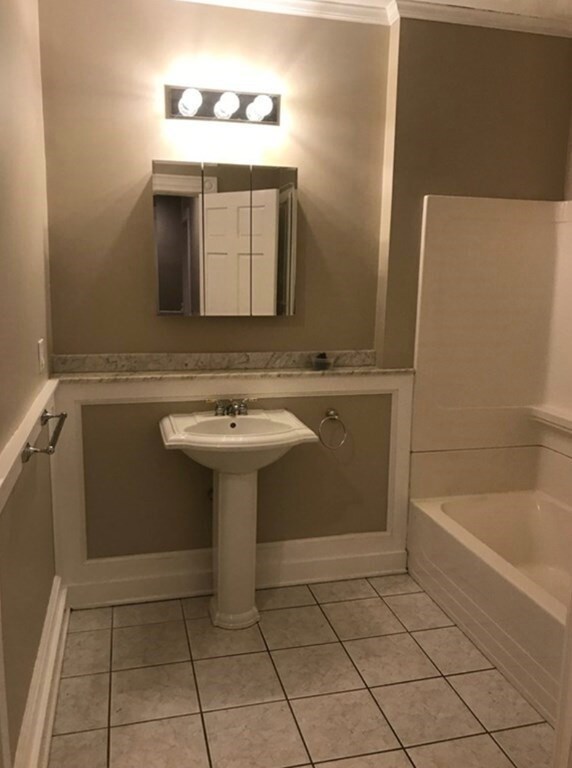 207 Burrill St unit 1, Swampscott, MA 01907 - photo 6