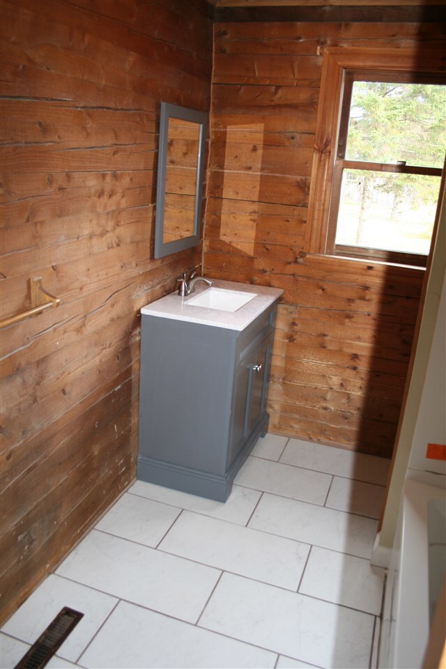 211 Whitefield Rd, Dalton, NH 03598 - photo 5