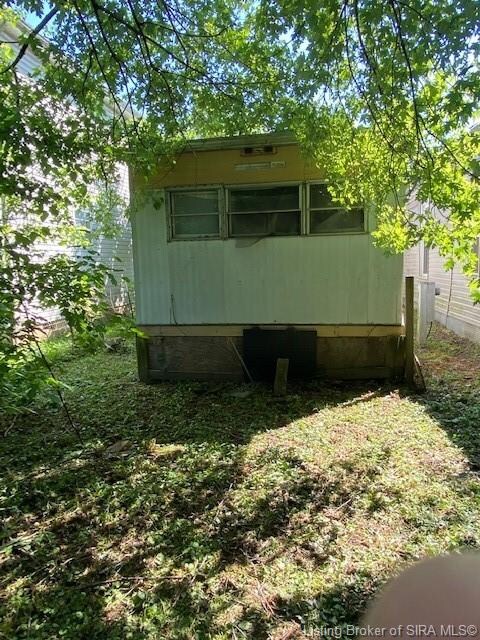 225 W 9th St, New Albany, IN 47150 - photo 4