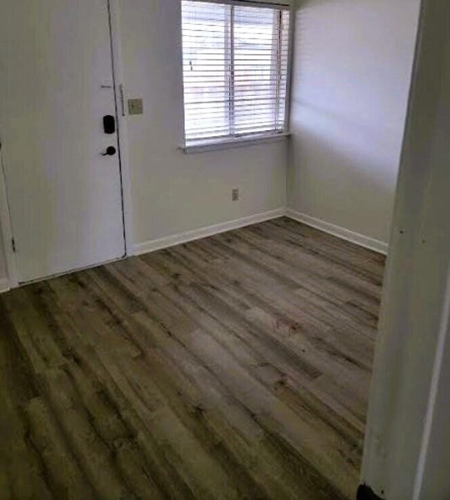 Bayview Bedroom2300