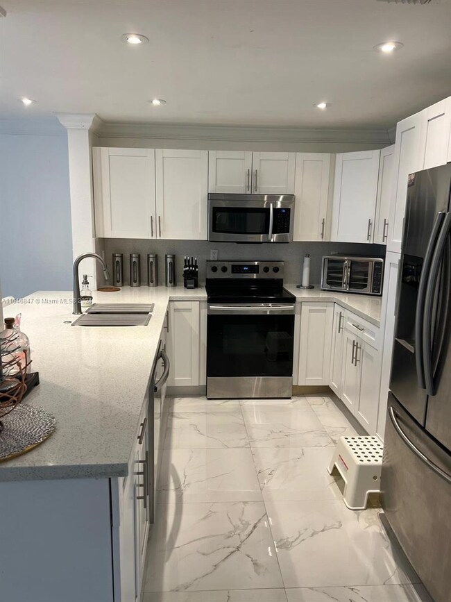 5066 NW 114th Ct, Doral, FL 33178 - photo 5