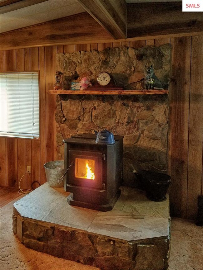 206 E 3rd Ave, Clark Fork, ID 83811 - photo 5