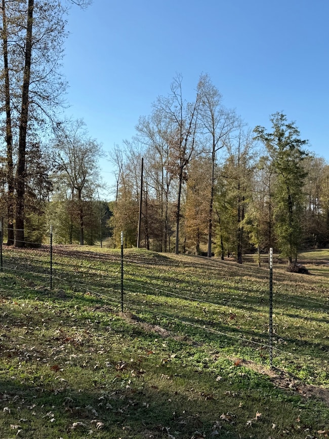 955 Fonsylvania Rd, Vicksburg, MS 39180 - photo 3