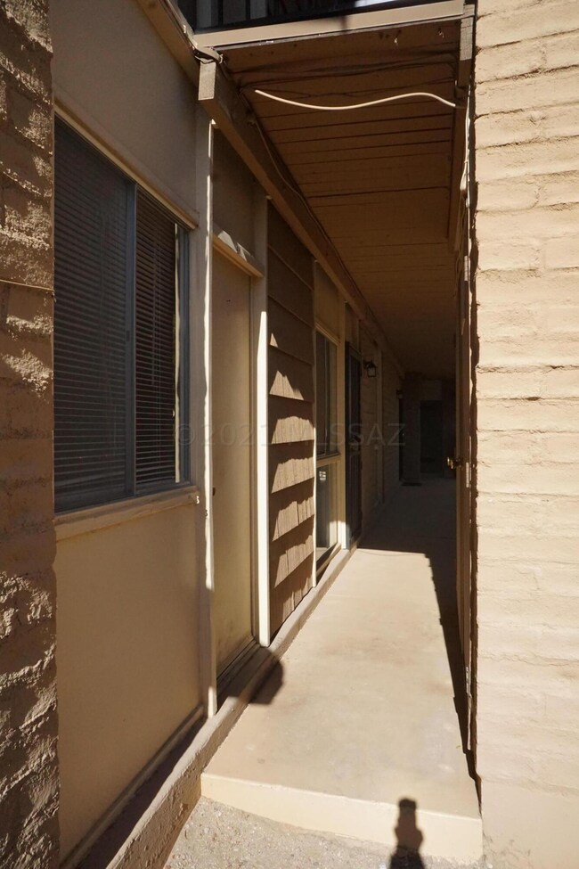 4 W Greenock Dr unit 4A, Tucson, AZ 85737 - photo 5