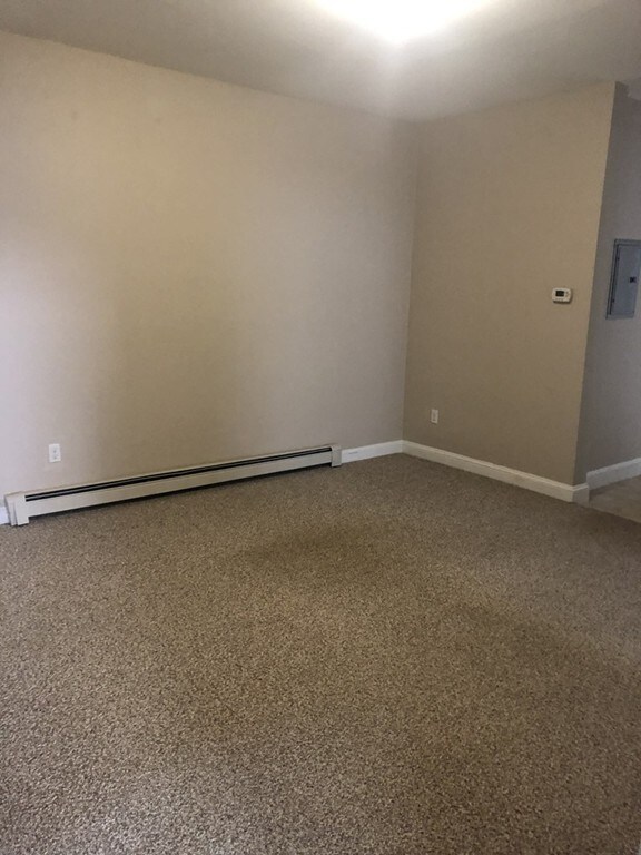 206 Washington St unit 1, Quincy, MA 02169 - photo 2