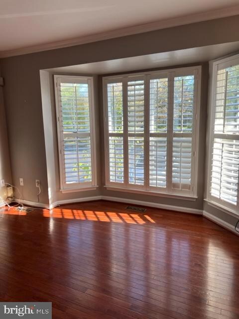 8712 Pine Meadows Dr, Odenton, MD 21113 - photo 2