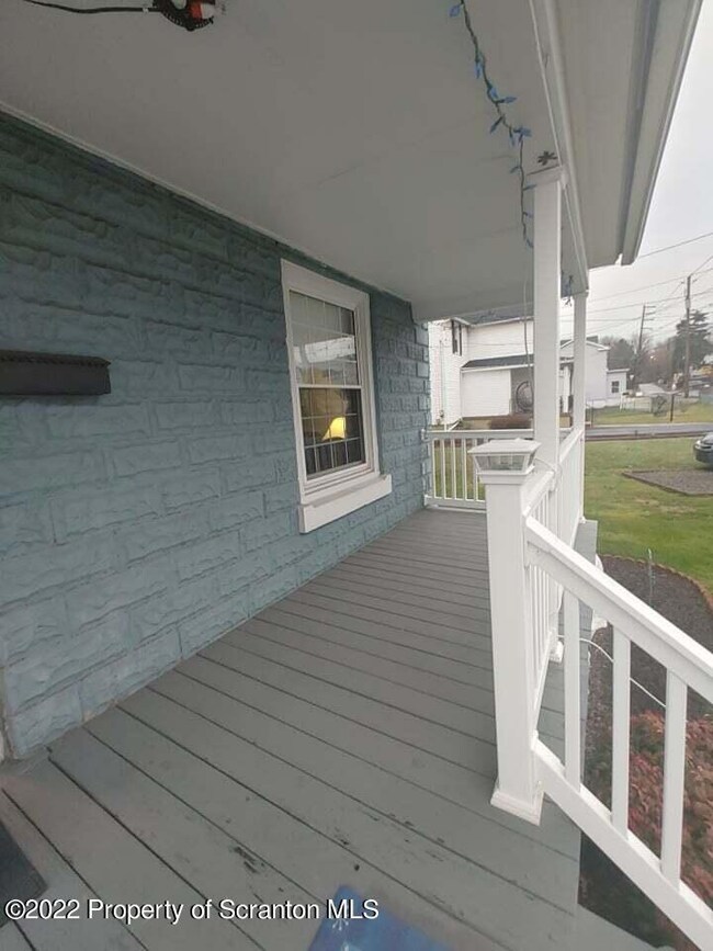 521 S Main St, Pittston, PA 18640 - photo 3