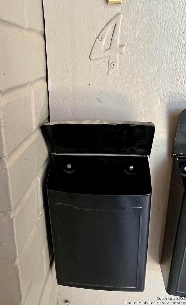 424 E Ashby Place unit 4, San Antonio, TX 78212 - photo 5