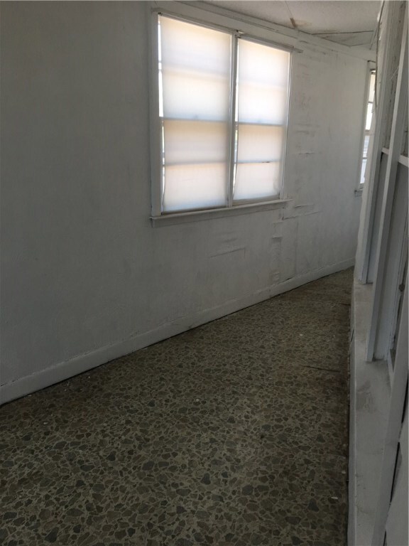 632 Hartford Ave, Providence, RI 02909 - photo 3