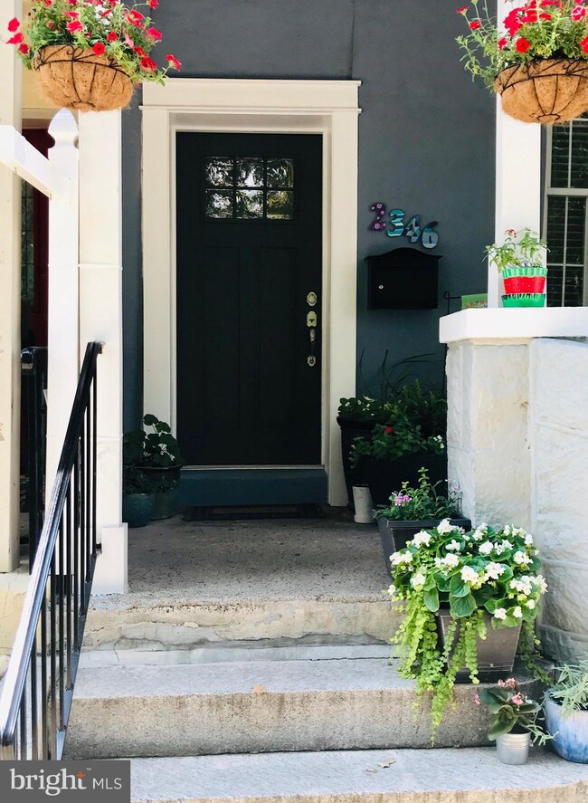 2346 Reed St, Philadelphia, PA 19146 - photo 2