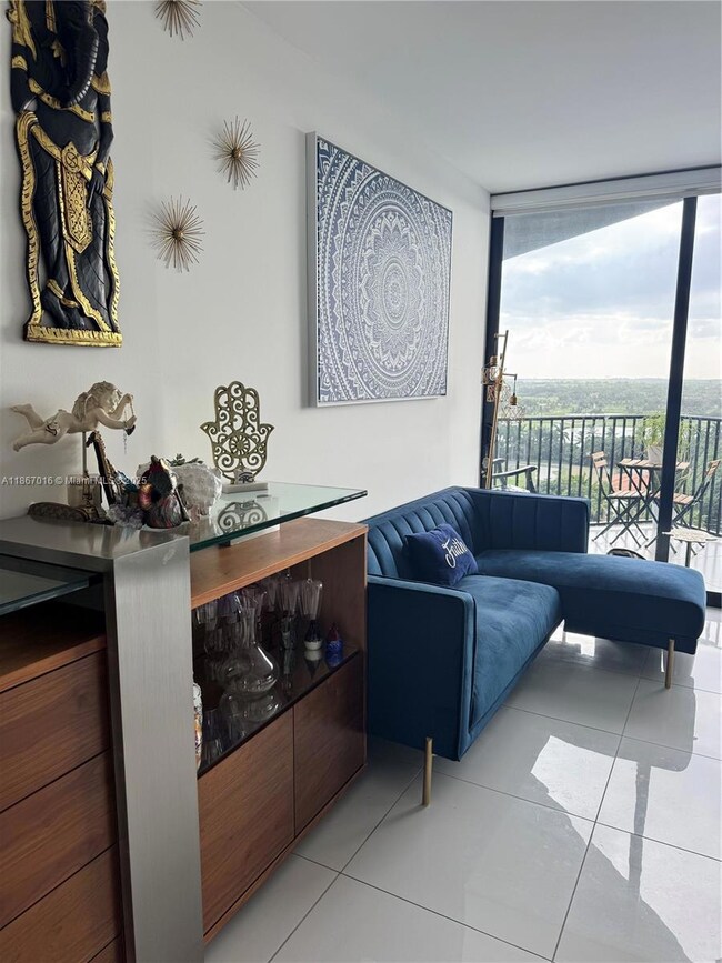 5250 Paseo unit 1108, Doral, FL 33166 - photo 5