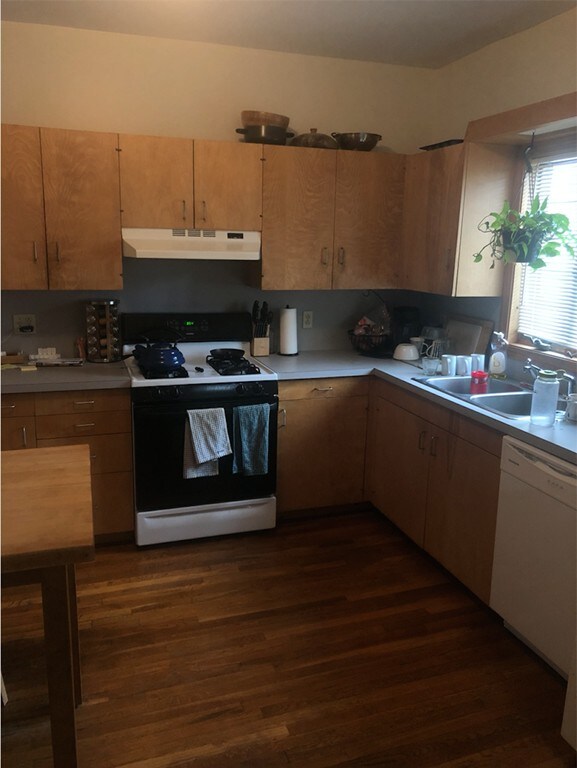 4 Van Norden St unit 1, Cambridge, MA 02140 - photo 3