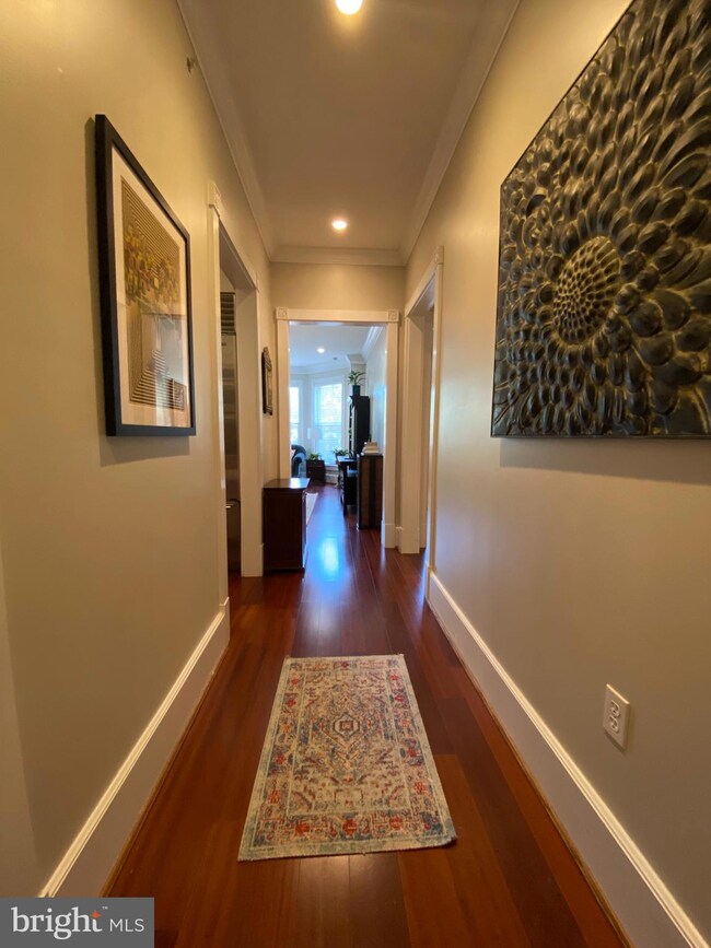 900 N Washington St unit 102E, Alexandria, VA 22314 - photo 3