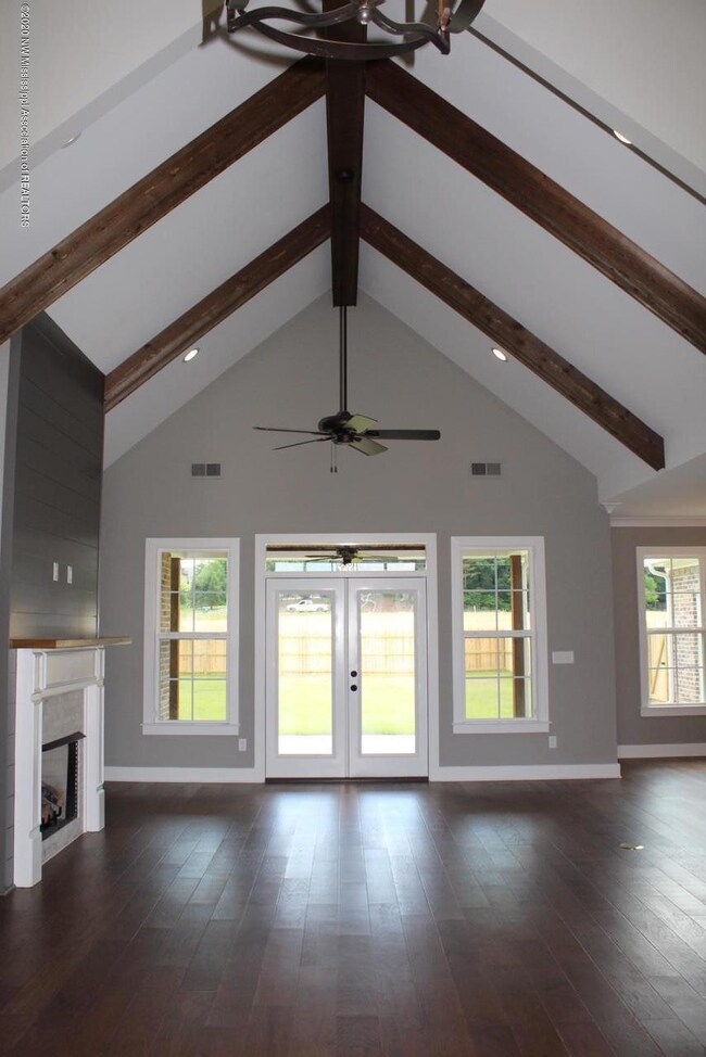 LOT 5WP GREAT ROOM5