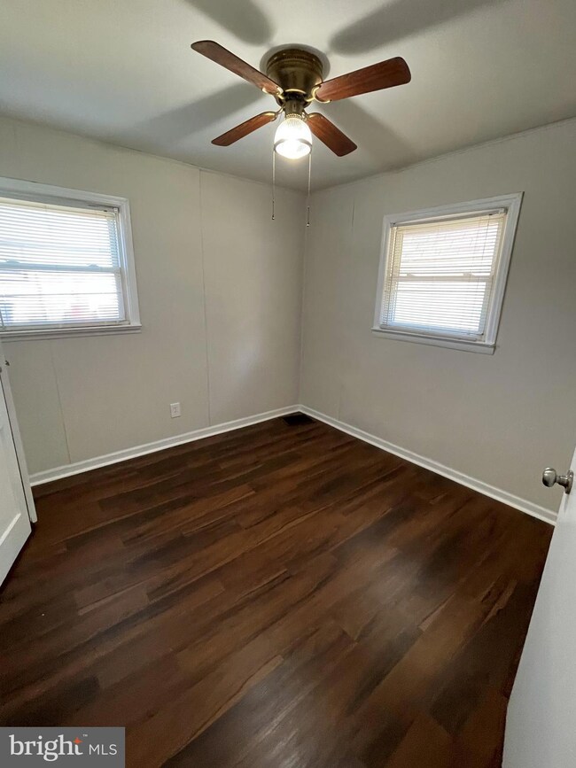 1069 Fireside Ave, Ewing, NJ 08618 - photo 6