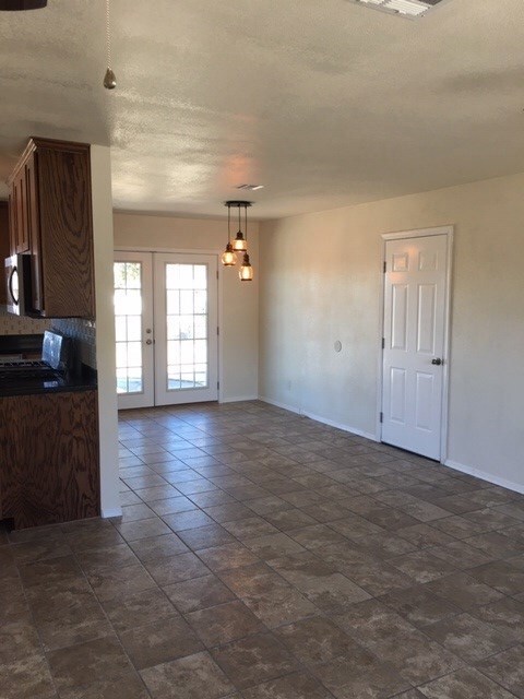 2413 Westminster Ave, Alamogordo, NM 88310 - photo 6