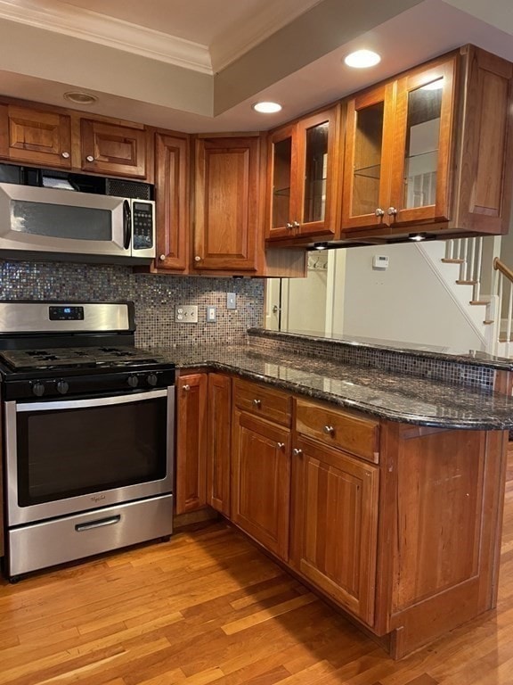 7 Moore St unit 2, Waltham, MA 02453 - photo 6