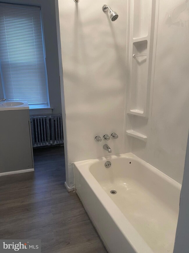 900 E 17th St unit B, Wilmington, DE 19802 - photo 5