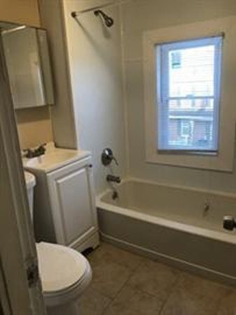 265 New Ludlow Rd unit G6, Chicopee, MA 01020 - photo 5