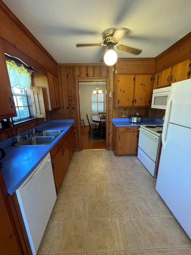 203 Willet Way, Americus, GA 31709 - photo 6