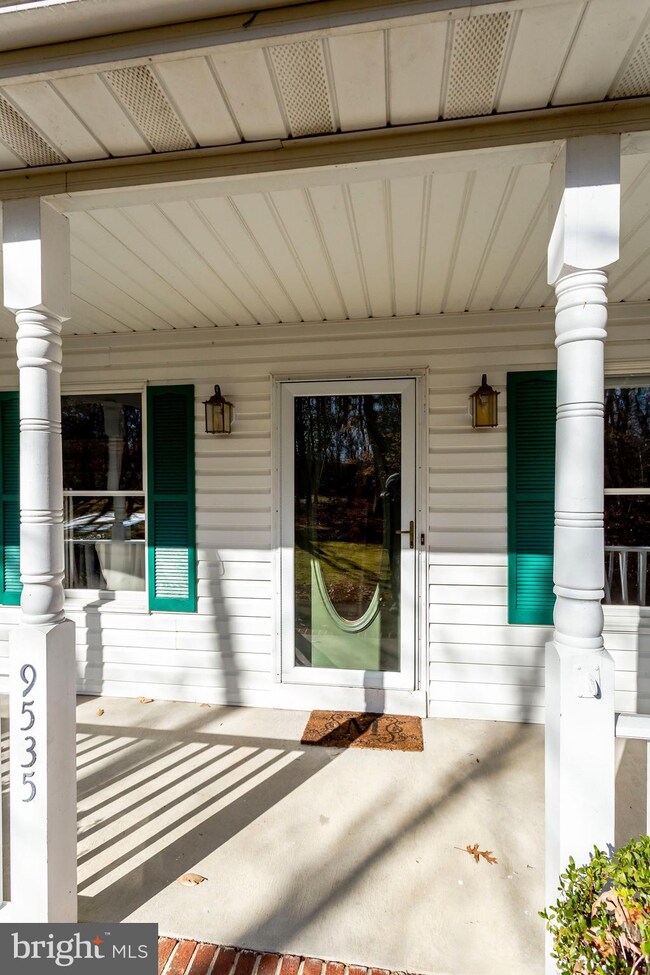 9535 Hickory Acres Ct, Pomfret, MD 20675 - photo 7