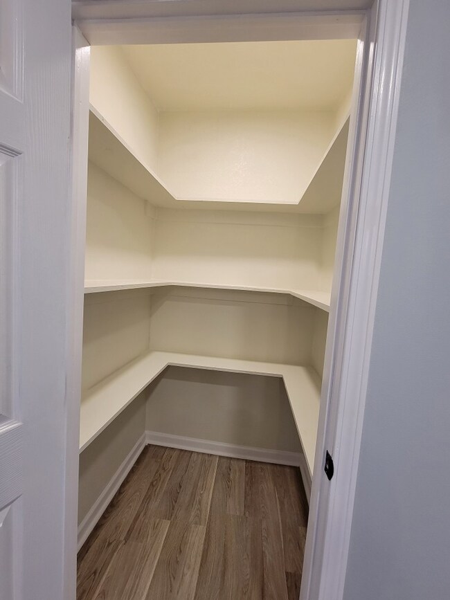 9218 Compton St, Houston, TX 77016 - photo 6