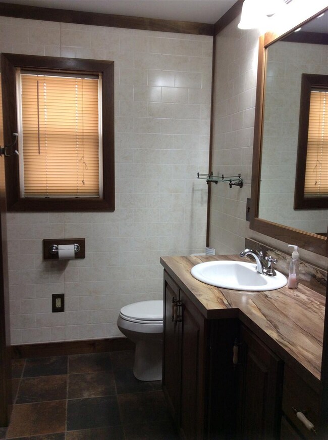 1348 E 700 S, Poneto, IN 46781 - photo 4