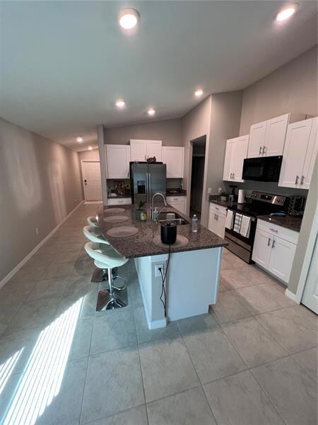 31289 Barrel Wave Way, Wesley Chapel, FL 33545 - photo 3