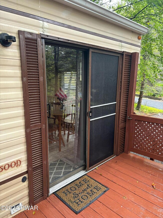 931 Coyote Ct, Covington Township, PA 18444 - photo 7