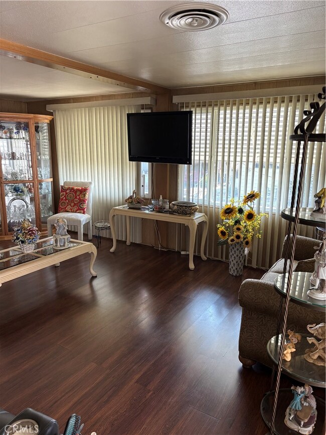 Living room with lots of windows