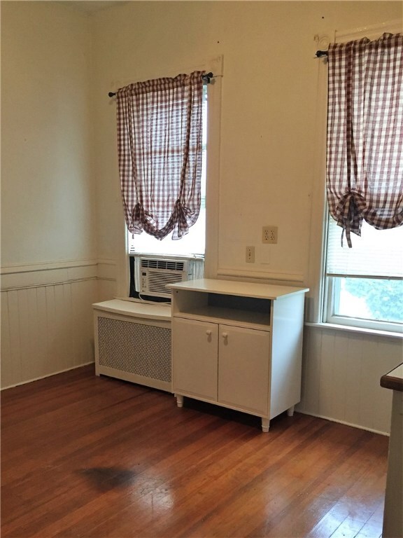 118 Franklin St unit 2, Bristol, RI 02809 - photo 6