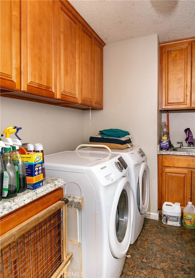 1135 E Nugent St, Lancaster, CA 93535 - photo 7