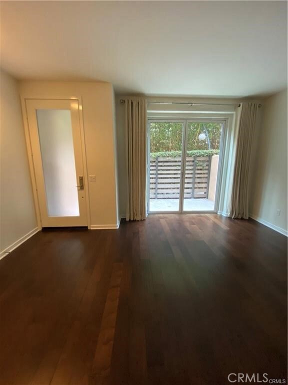 1528 W Artesia Square unit D, Gardena, CA 90248 - photo 2