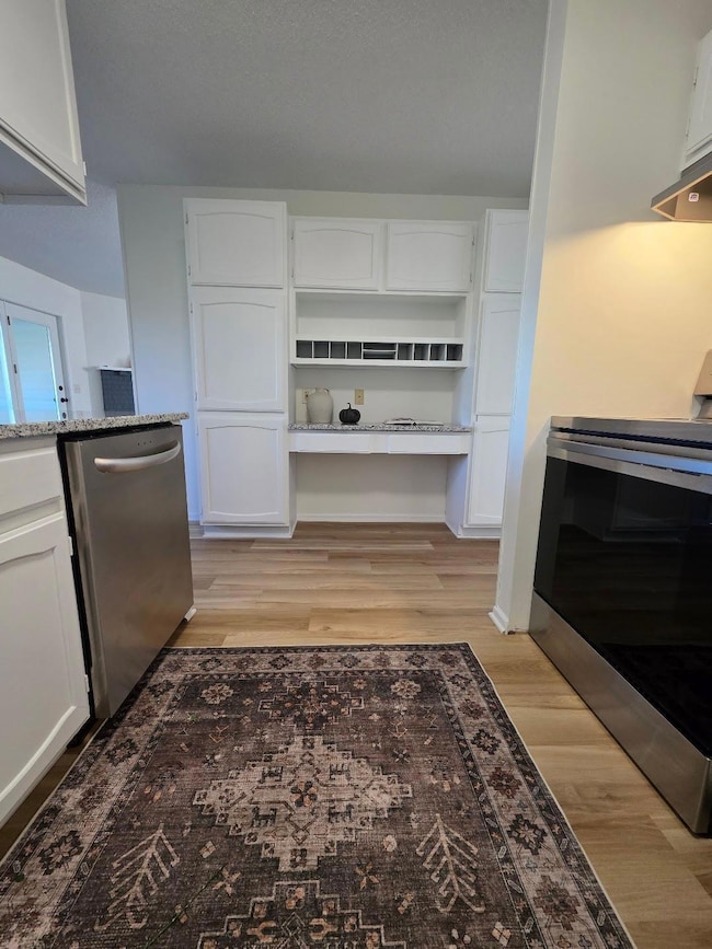 8864 Cottonwood Ln N, Maple Grove, MN 55369 - photo 5