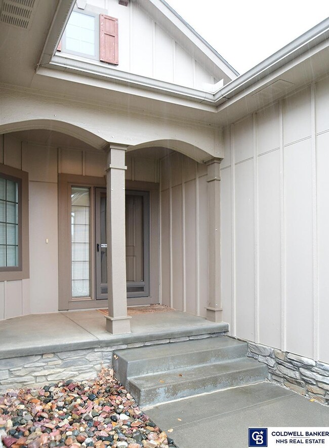 12205 S 73rd Ave, Papillion, NE 68046 - photo 3