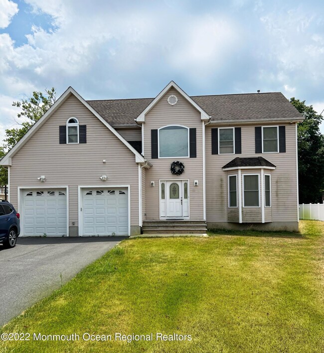 1 Ryers Ln, Matawan, NJ 07747 - photo 2