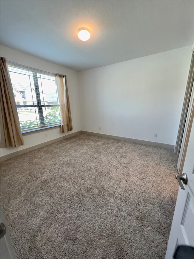 2536 Ravenna Ct, Friendswood, TX 77546 - photo 5